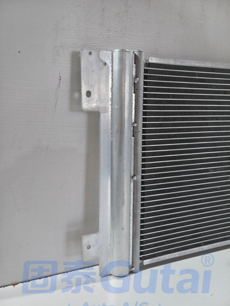 Brand-New Gutai A/C Condenser for Dongfeng Tianlong Flagship C6100