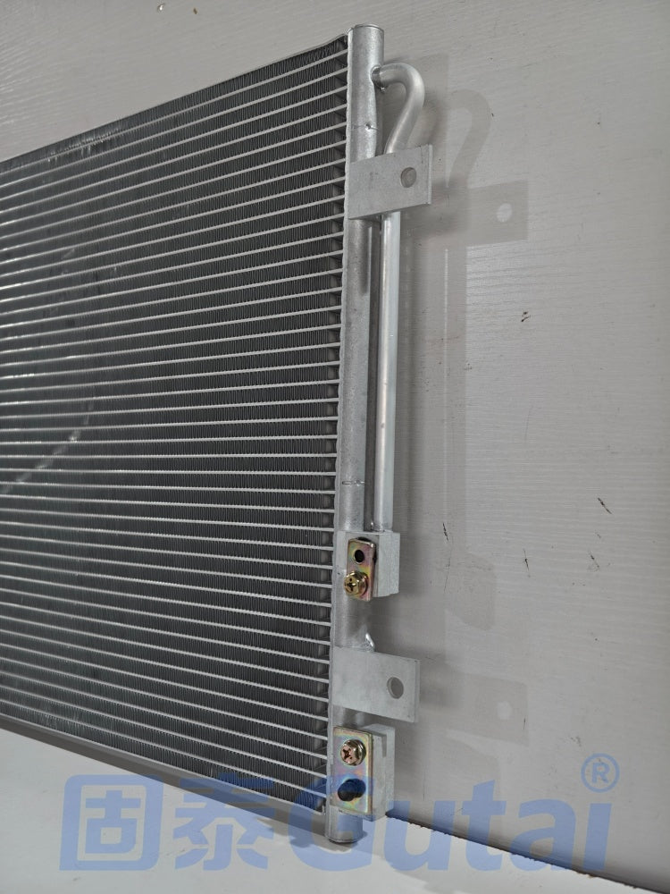Brand-New Gutai A/C Condenser for Sinotruk HOWO T7H | OE WGC1664820064