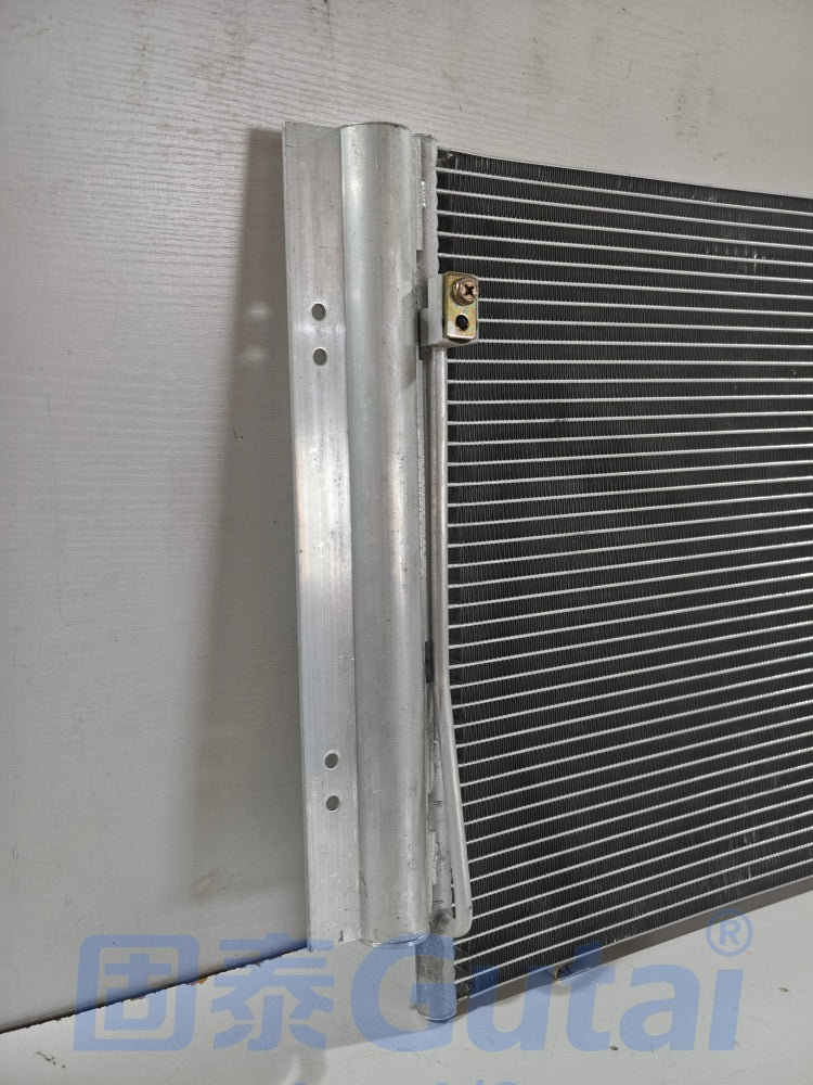 Brand-New Gutai A/C Condenser for FAW Jiefang J6 81W-71U