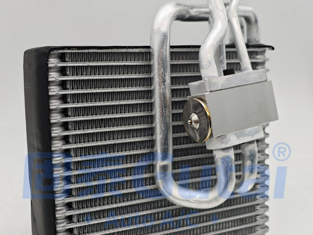 Brand-New Gutai A/C Evaporator with Valve & Fittings for FAW Jiefang New Dawei
